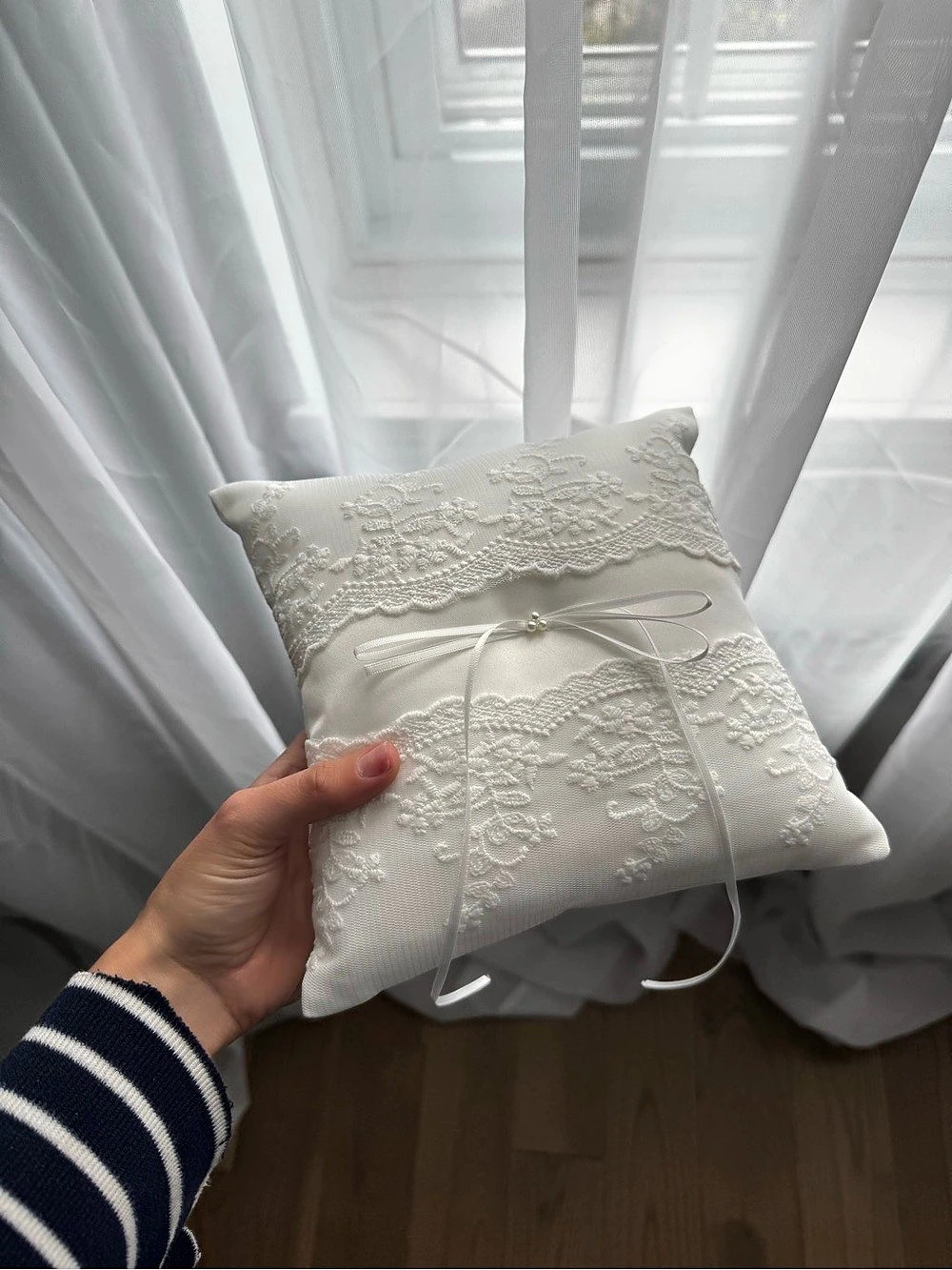 Lace Ring Bearer Pillow in White *NEW*